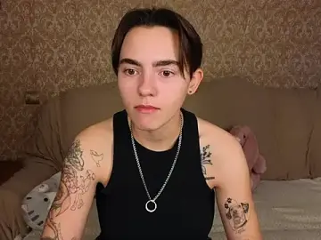 Stripchat Free Porn Cam of Lilihere_