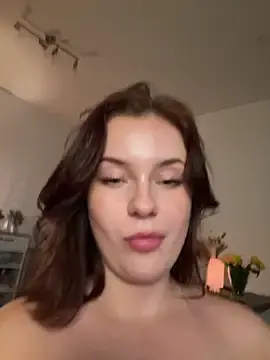 Stripchat Sex Cam of MaribelRiver