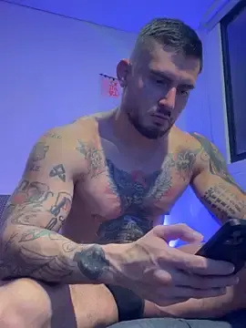 Stripchat Adult Webcam of DimitriSullivan_
