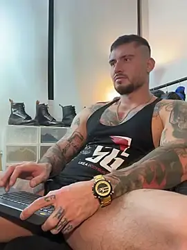 Stripchat Watch Live Sex Cams of DimitriSullivan_