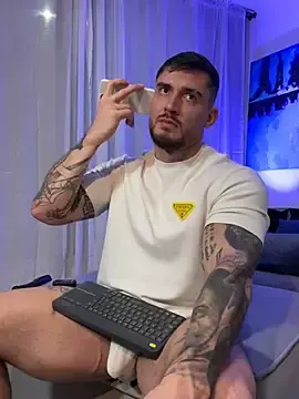 Stripchat Adult Video Chat of DimitriSullivan_