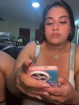 Stripchat Best live sex cam show of Nahomy_firee
