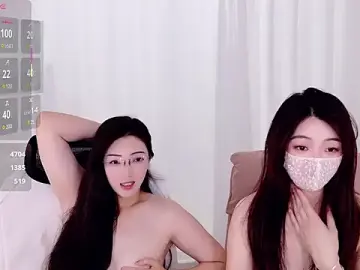 Stripchat Adult Webcam of yangyang-777