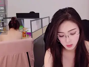 Stripchat Free Live Porn of yangyang-777