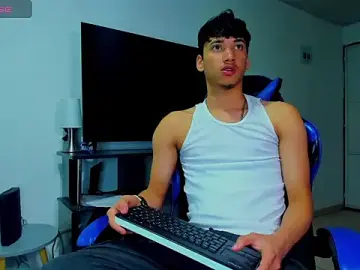 Stripchat Best live sex cam show of Lyam_Russo