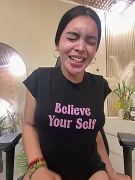 Stripchat Live Sex of TS-SimplyTheBest