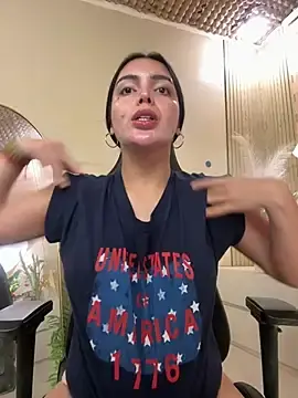 Stripchat Free Live Porn of TS-SimplyTheBest