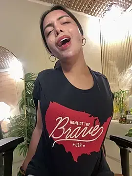 Stripchat Live Sex of TS-SimplyTheBest
