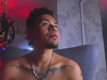 Stripchat Live Sex of AlexandriuWolf