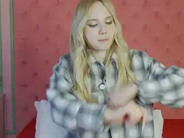 Stripchat Adult Webcams of Sky_Cutie