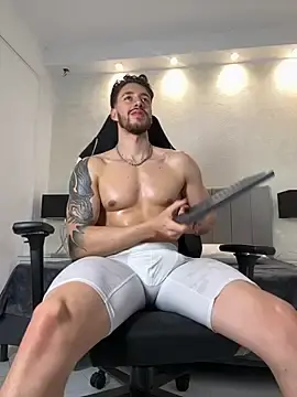Stripchat Live Sex Cam of evans_campbell1