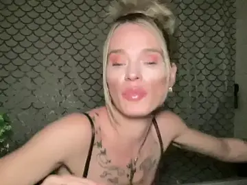 Stripchat Best live sex cam show of vinique99