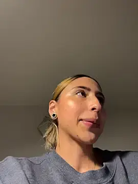 Stripchat Free Porn Cam of Ameellie