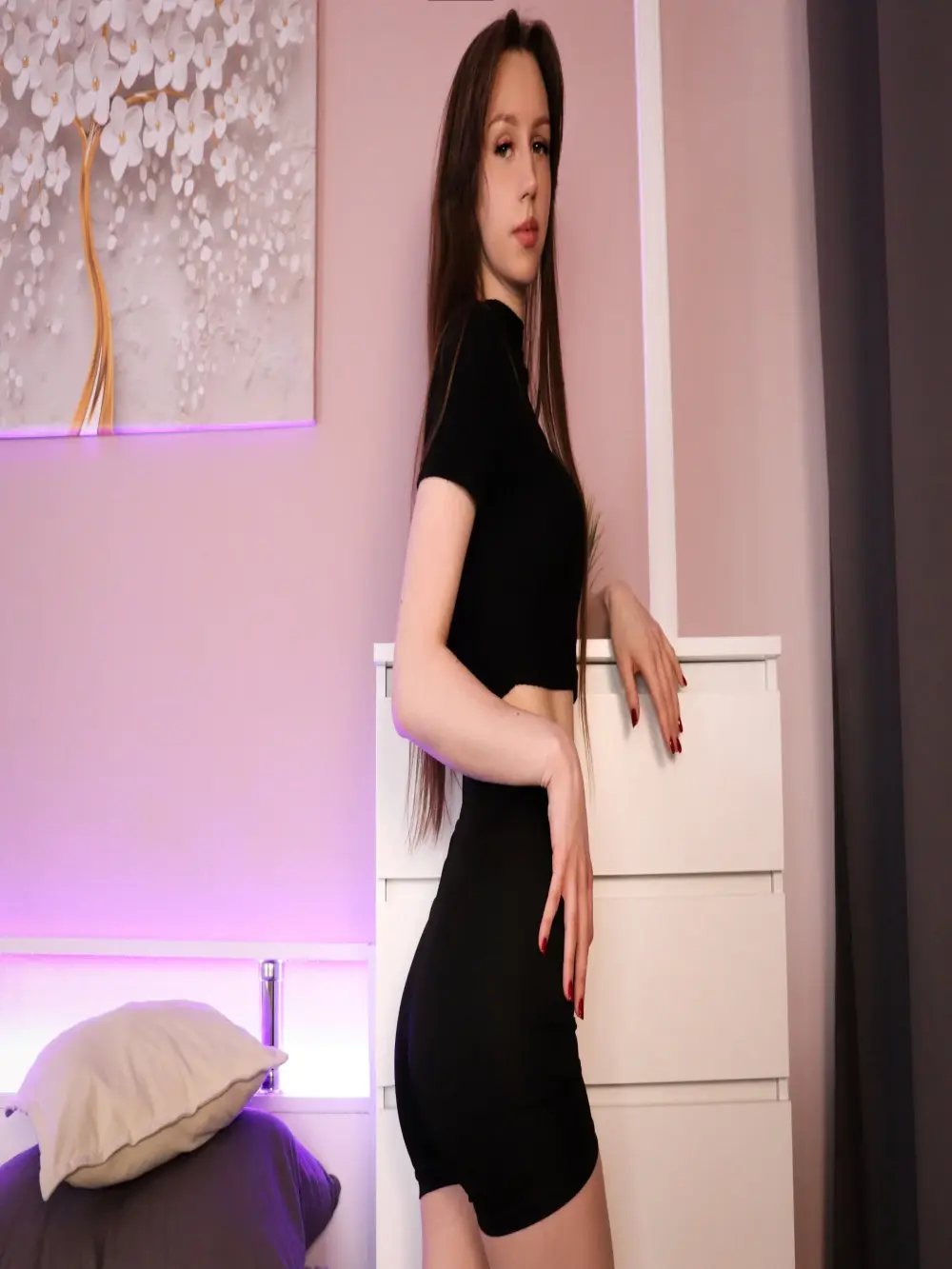 Victoria_Thomsons1