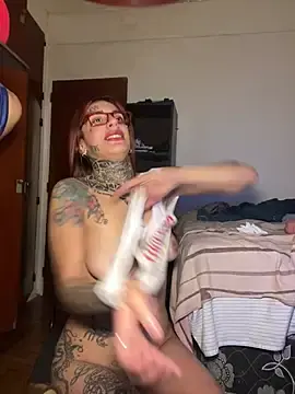Stripchat Adult Video Chat of julyblair-
