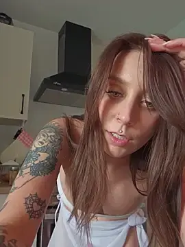 Stripchat Free Porn Cam of LilyOrion