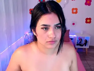 Stripchat Free Porn Cam of Sami-Queen