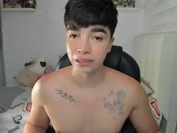 Stripchat Nude Webcam of santy7v7