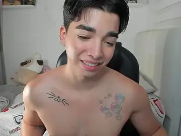 Stripchat Live Sex of santy7v7
