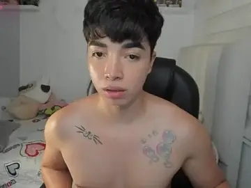 Stripchat Watch Live Sex Cams of santy7v7