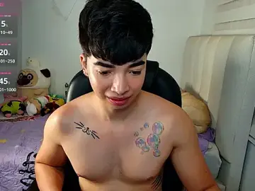 Stripchat Best live sex cam show of santy7v7