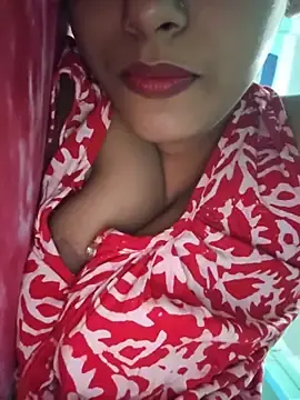 Stripchat Nude Webcam of sexyindi_couple