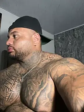 Stripchat Free Porn Cam of criss_zander292