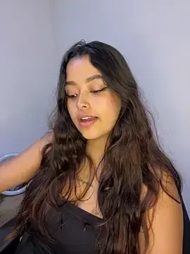 Stripchat Adult Webcam of Ariana_Pierce