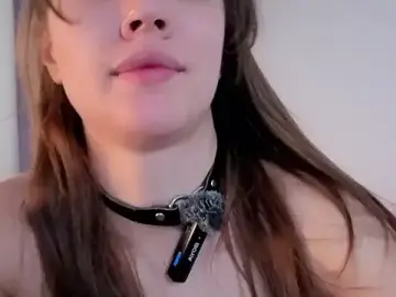 Stripchat Live Sex Cam of DemiDee