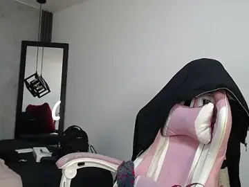 Stripchat Adult Webcam of JessiDovee