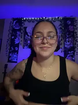 Stripchat Adult Webcam of Mamachulita