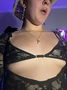 Stripchat Adult Webcams of Mamachulita