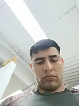Stripchat Free Porn Cam of papi_semental