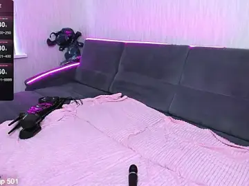 Stripchat Live Sex Cam of Monica_Blair