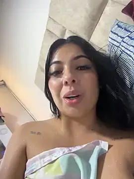 Stripchat Free Porn Cam of xoxo_sol