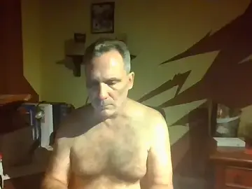 Stripchat Free Porn Cam of HunkofRock