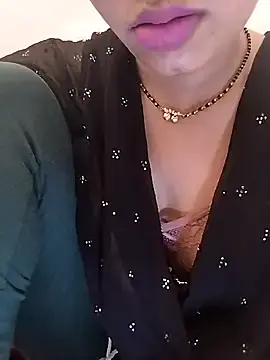 Stripchat Adult Webcam of KAJALBHABHI_