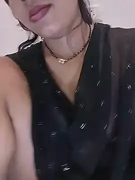 Stripchat Adult Webcams of KAJALBHABHI_
