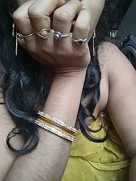 Stripchat Sex Cam of KAJALBHABHI_