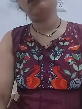 Stripchat Best Webcam of KAJALBHABHI_
