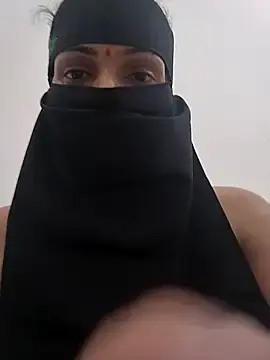 Stripchat Nude Webcam of KAJALBHABHI_