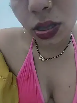 Stripchat Adult Webcams of KAJALBHABHI_