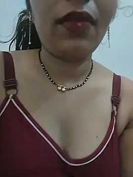 Stripchat Free Porn Cam of KAJALBHABHI_