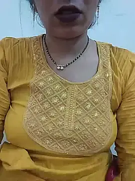 Stripchat Free Live Porn of KAJALBHABHI_