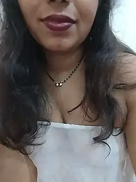 Stripchat Watch Live Sex Cams of KAJALBHABHI_
