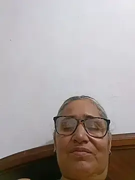 Stripchat Best Webcam of _candi