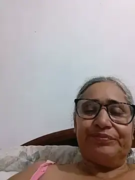 Stripchat Best Webcam of _candi