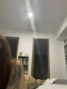 Stripchat Live Sex of Izy_cute_