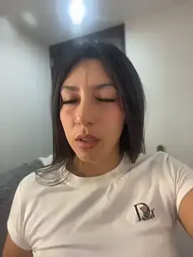 Stripchat Best Webcam of MiaJones21