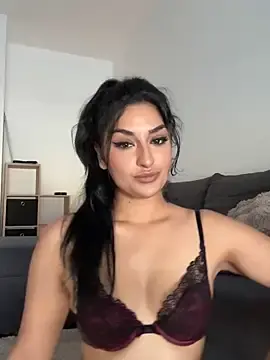 Stripchat Live Sex Cam of Mia_spicyy
